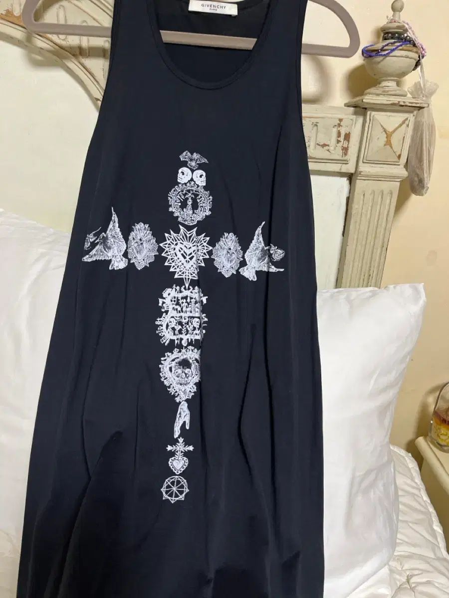 ジバンシィ ブラック