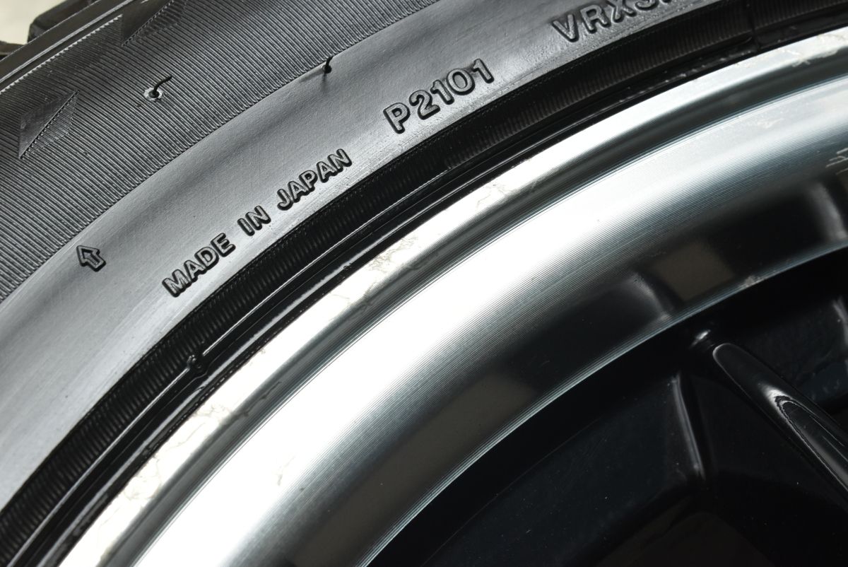  バリ溝 ロクサーニマルチフォルケッタ 18 in 7 5 J 40 PCD 114 3 ブリザックVRX 235 50 R アルファード ヴェルファイア V 37スカイライン 18インチ タイヤ ホイールセット