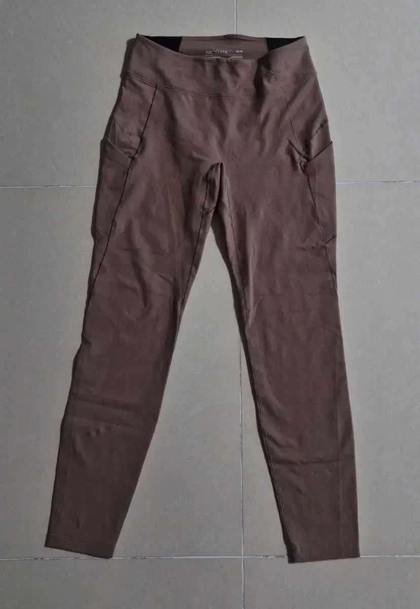 ARC TERYX アークテリクス ブラウン レギンス M