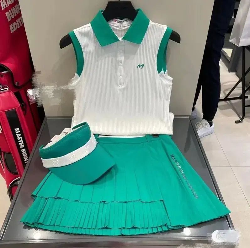 マスターバニーエディション レディース ゴルフ スカート Lサイズ