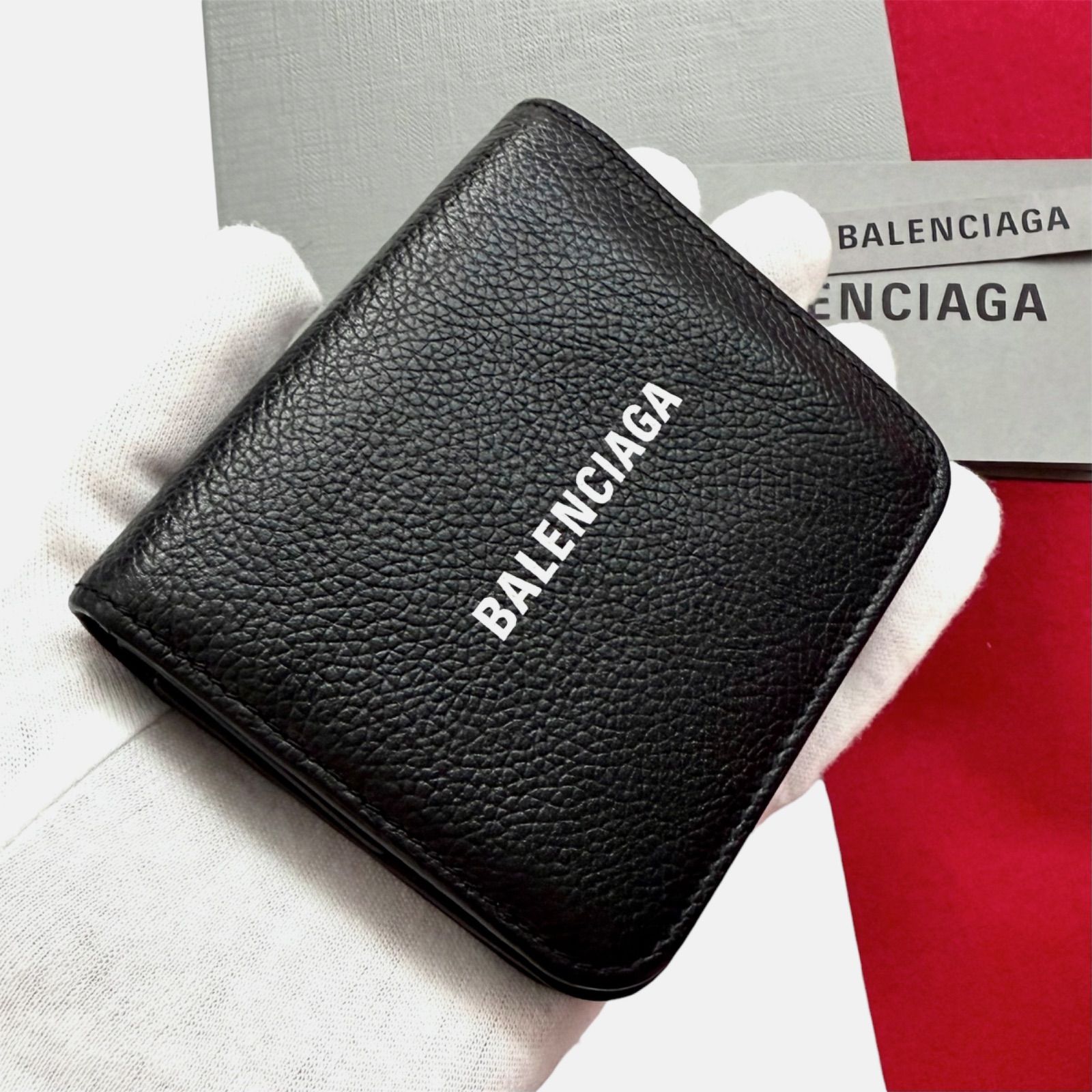 美品✨BALENCIAGAバレンシアガ財布　二つ折財布594216ロゴ　ブラック 美品✨BALENCIAGAバレンシアガ財布 二つ折財布594216ロゴ ブラック 黒
