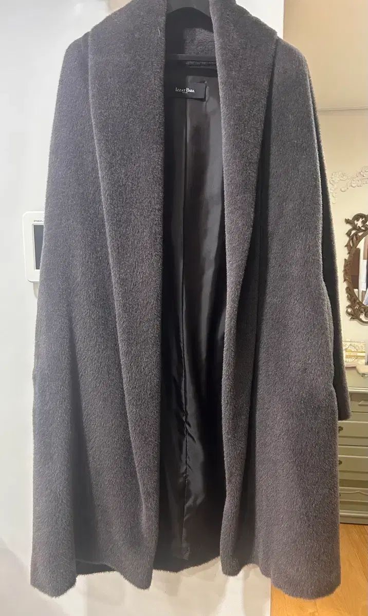 アイザットババ 数リー アルファ アルパカ ロングコート