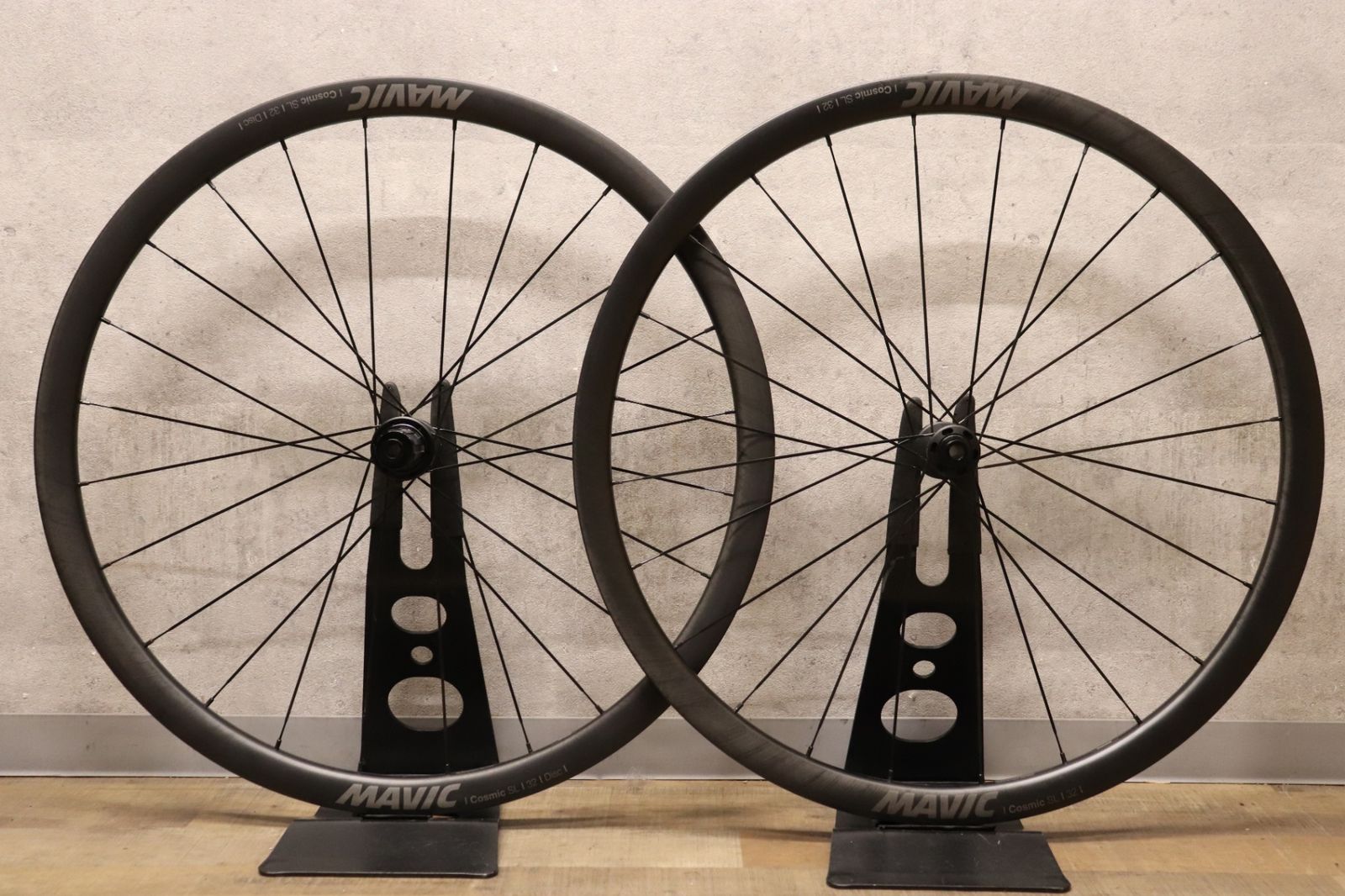 マヴィック MAVIC コスミック COSMIC SL 32 DISC カーボン チューブレスレディ ホイールセット シマノ 11 12 S