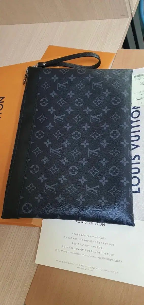 ルイヴィトン エクリプス クラッチバッグ ほぼ 鑑定済 クラッチバッグ バッグ メンズ