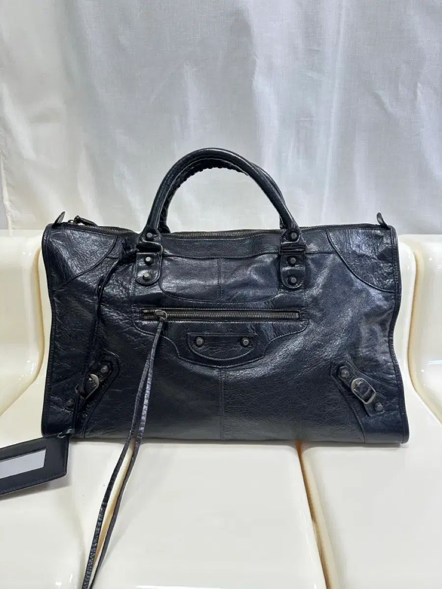 A バレンシアガ シティ モーターサイクルバッグ ラージ ブラック