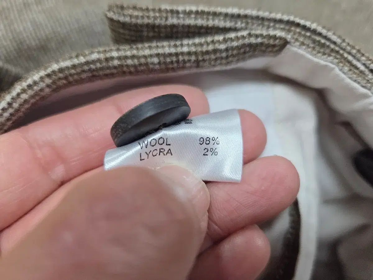 ツータックスラックス