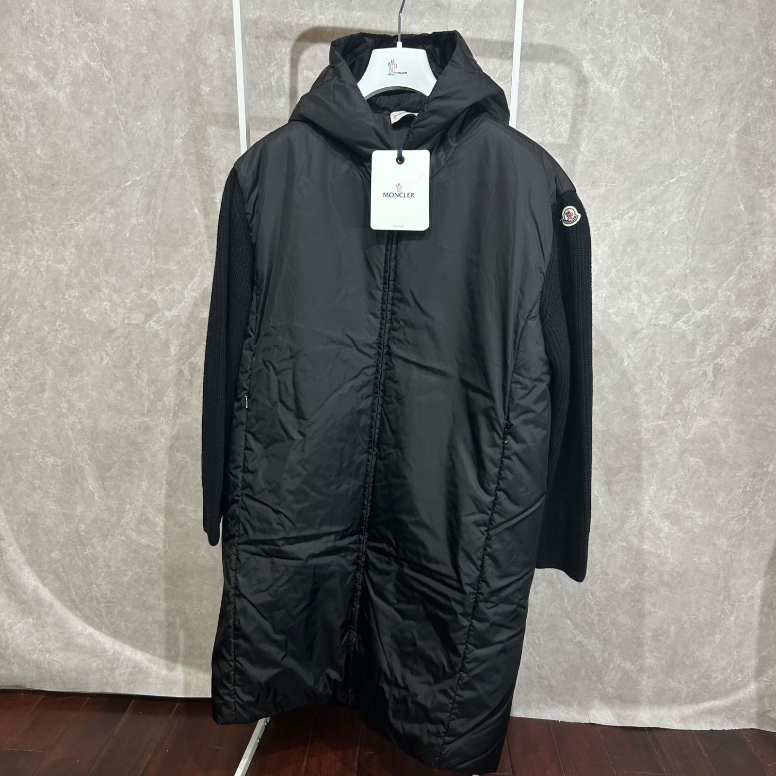 未使用タグ付き】 MONCLER モンクレールダウンニットコート 未使用タグ付き】 MONCLER モンクレールダウンニットコート