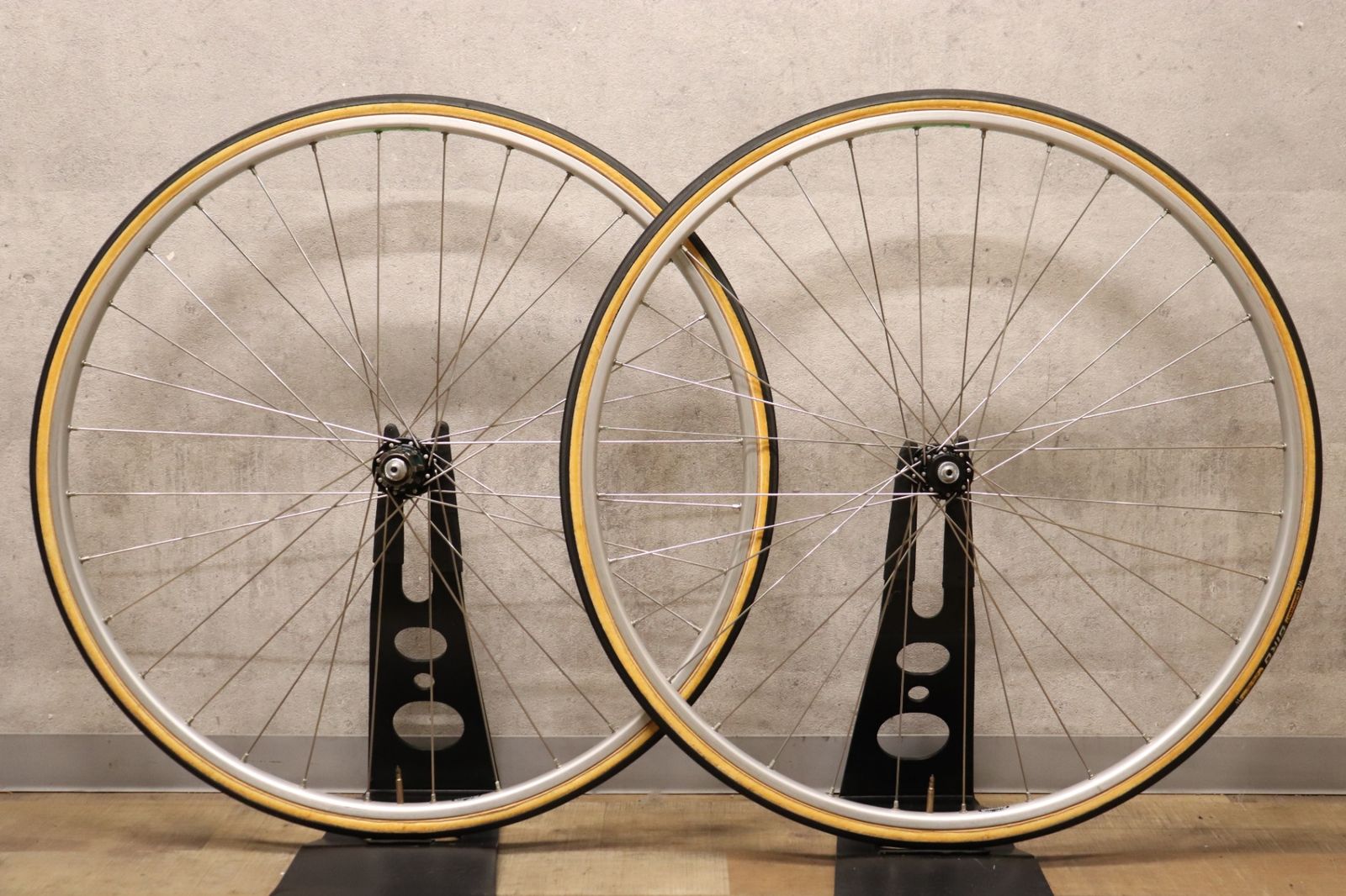 手組ホイール アンブロッシオ AMBROSIO モントリオール MONTREAL レコードハブ カンパフリー アルミ チューブラー ホイールセット