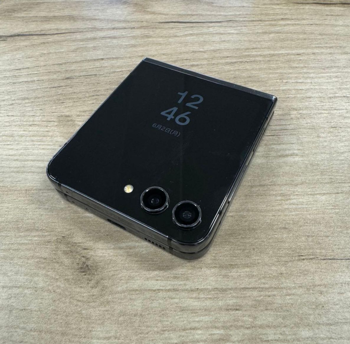 Samsung Galaxy Z Flip5｜256gb｜SIMフリー - メルカリ