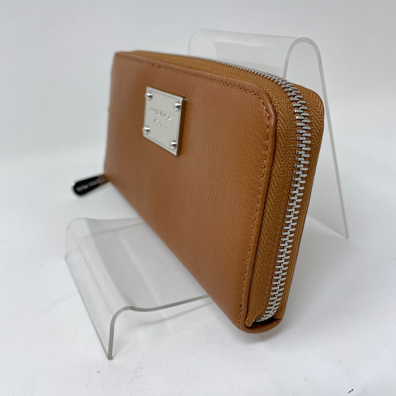 ♥ MICHAEL KORS マイケルコース ロゴプレート レザー ラウンドファスナー長財布 ブラウン