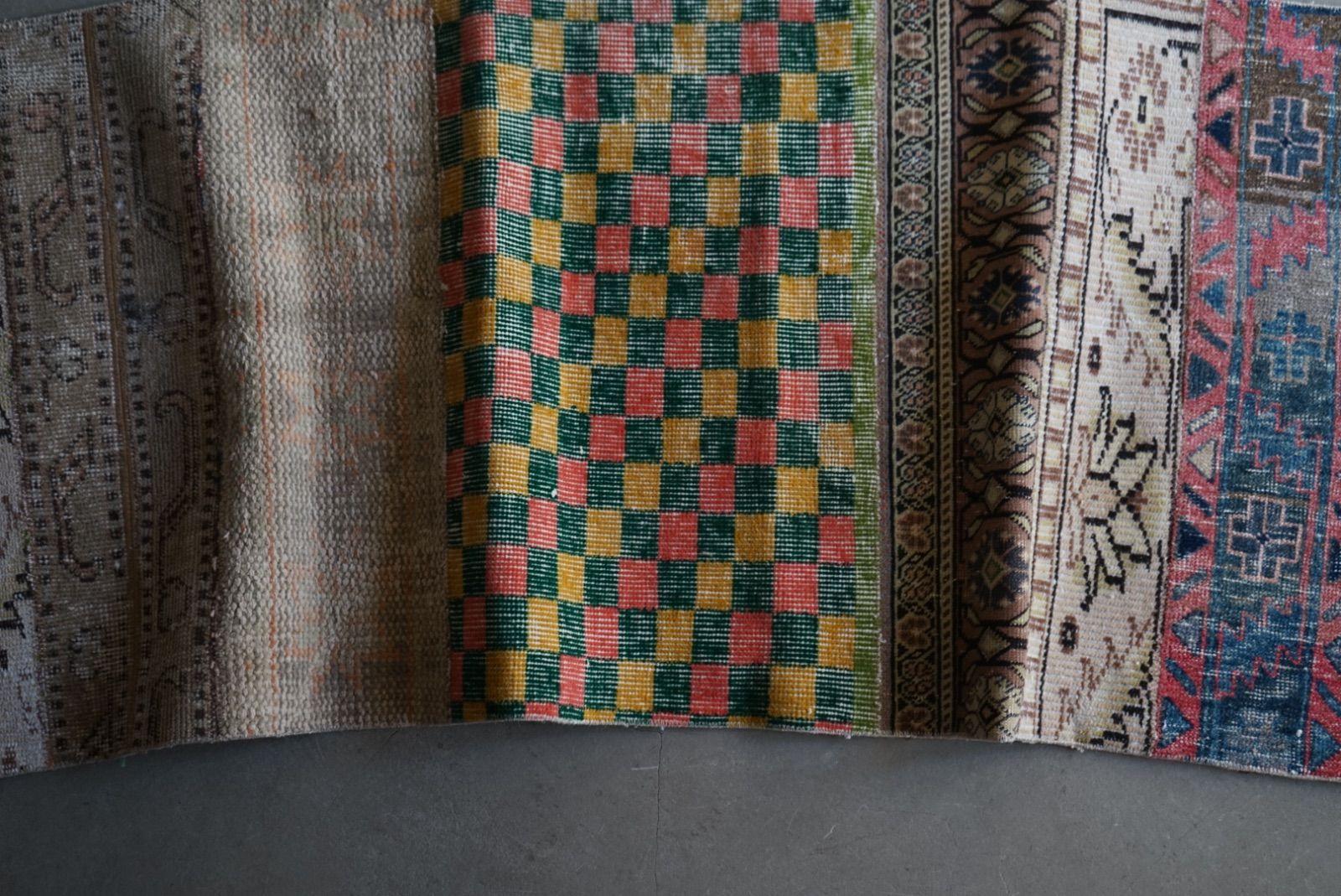 ヴィンテージラグ トルコ イスパルタ パッチワーク ランナーラグ 1970年代 176 69 cm No TR 25236