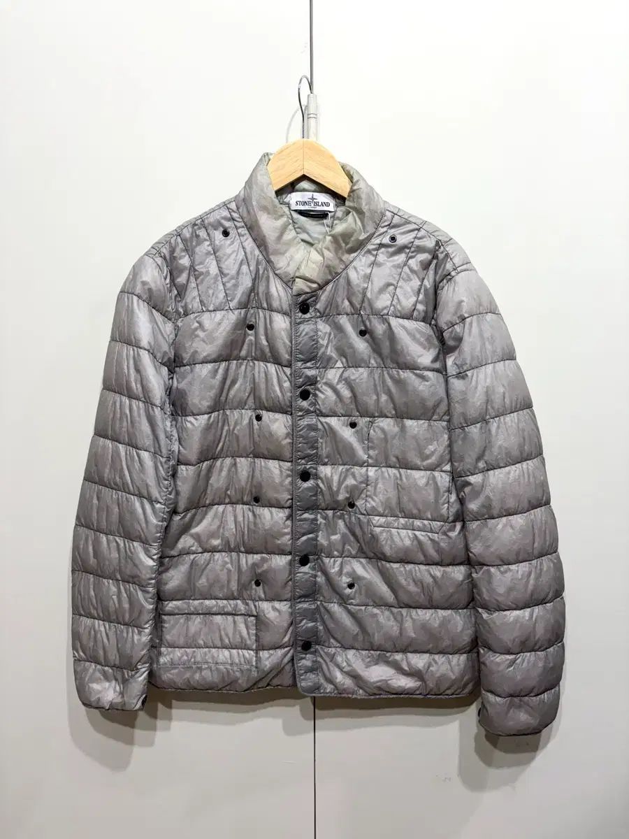 ストーンアイランド ガーメント ダイング ダウン ジャケット