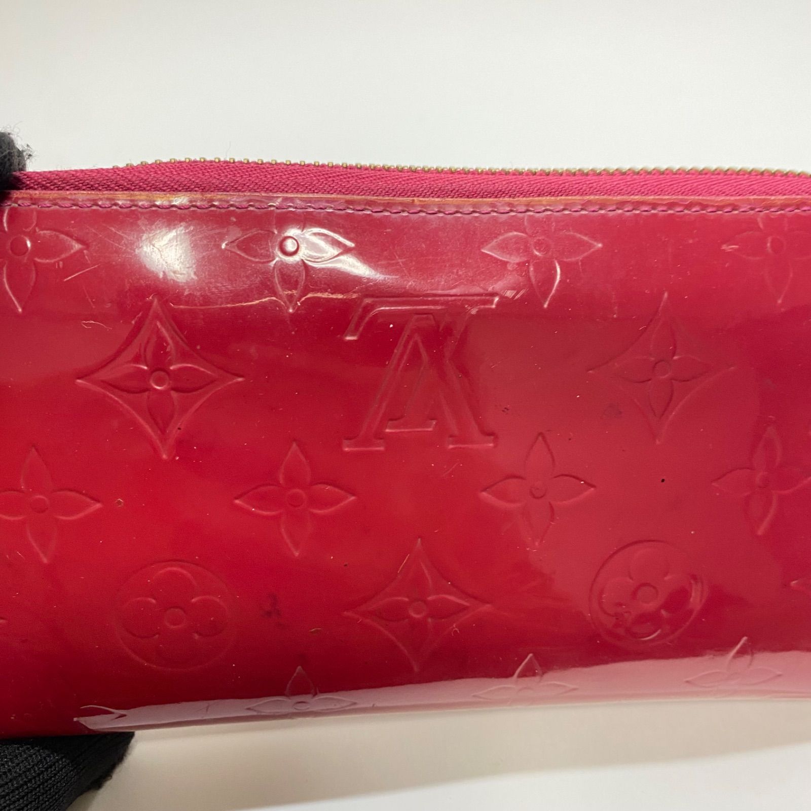 長財布 ジッピーウォレット