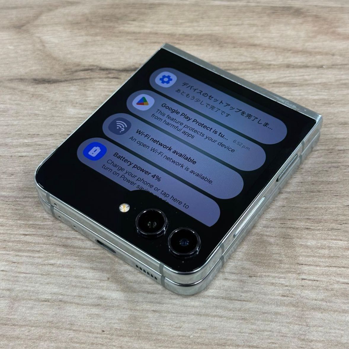 良品】Android Galaxy Flip 5｜256gb｜SIMフリー - メルカリ