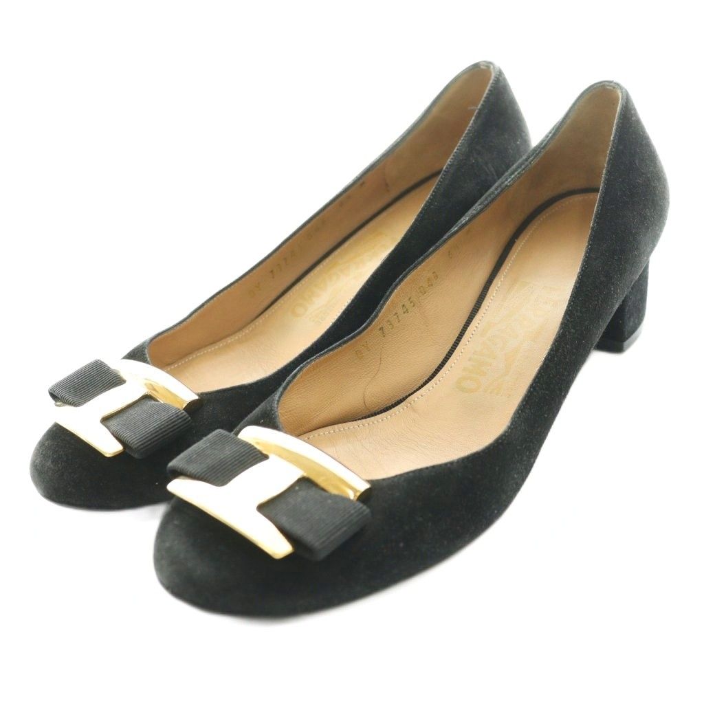 サルヴァトーレフェラガモ Salvatore Ferragamo ヴァラリボン パンプス