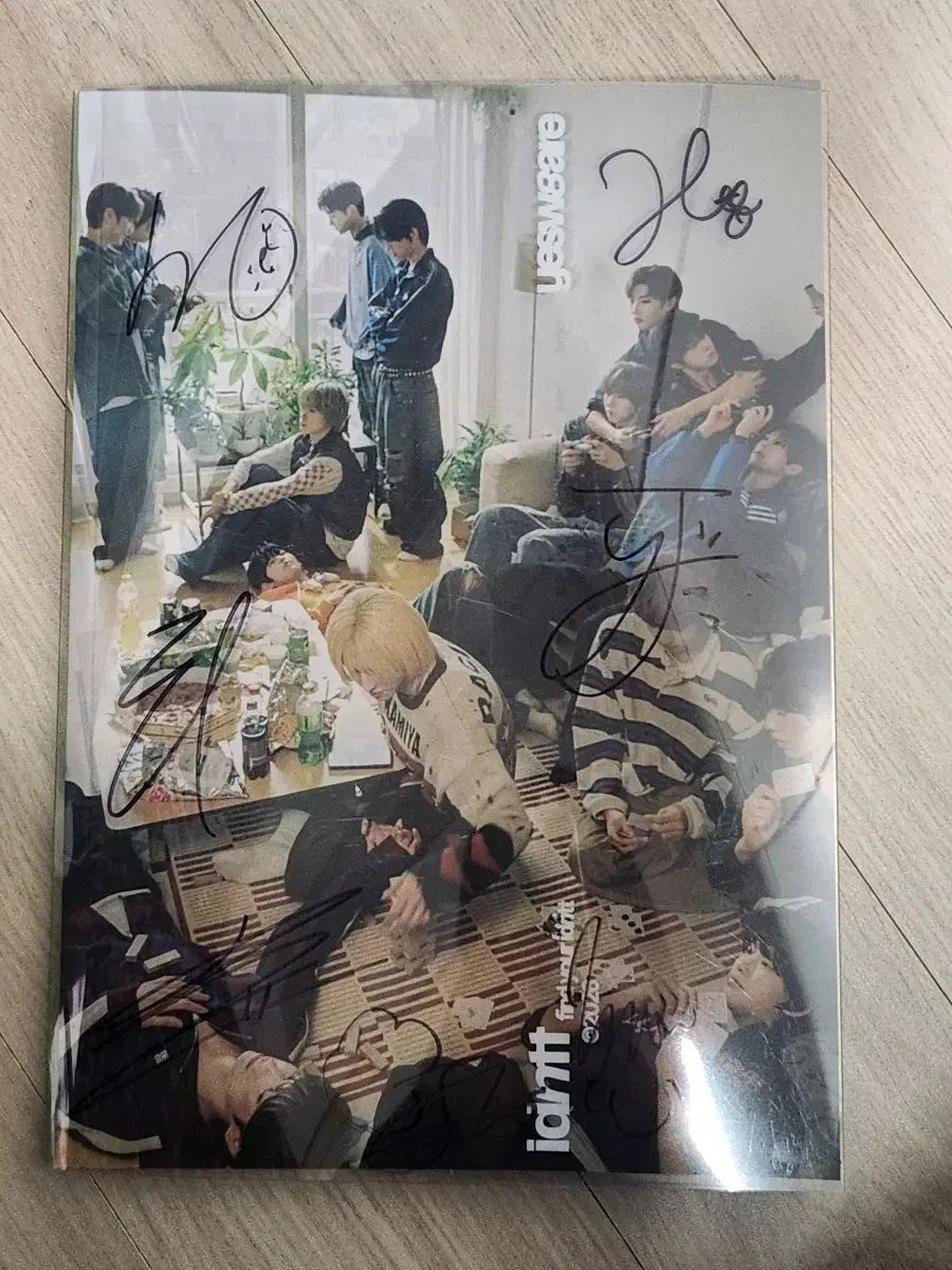 idntt アイデンティティ サイン入り アルバム 非売品