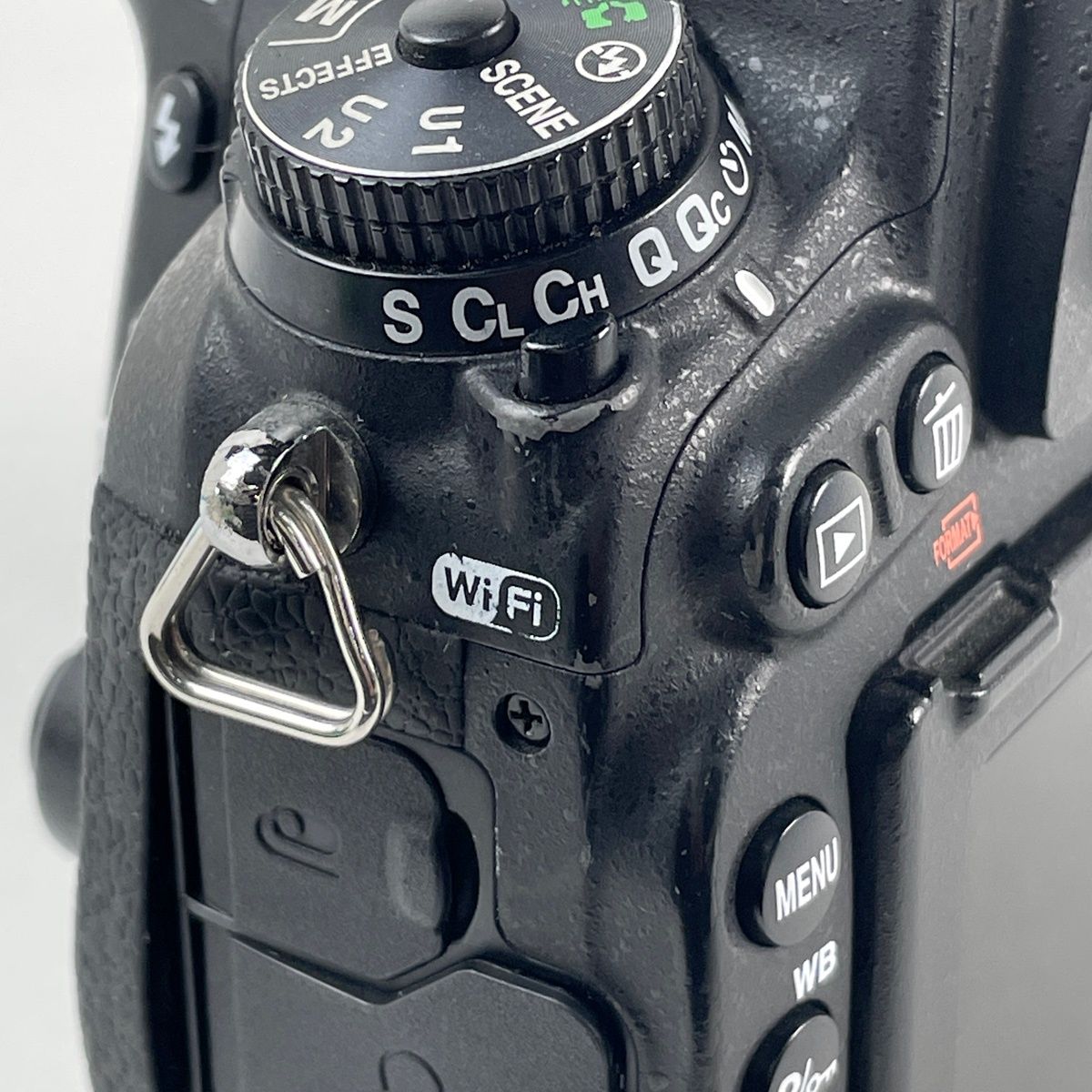 D 750