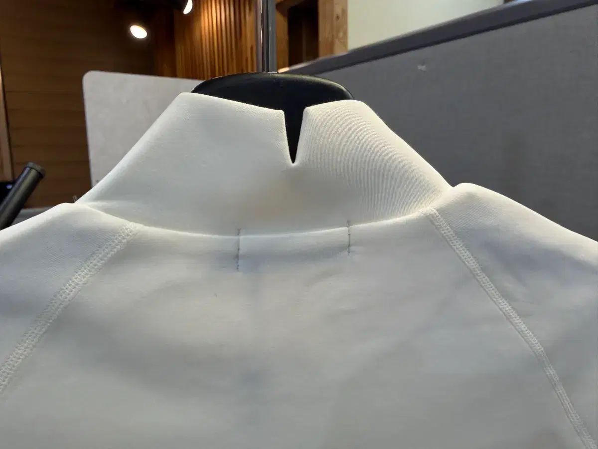 モックネック ハイネック