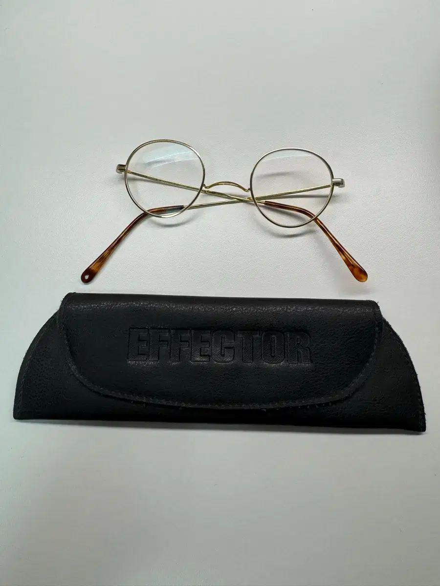 EFFECTOR LAYLA メガネ