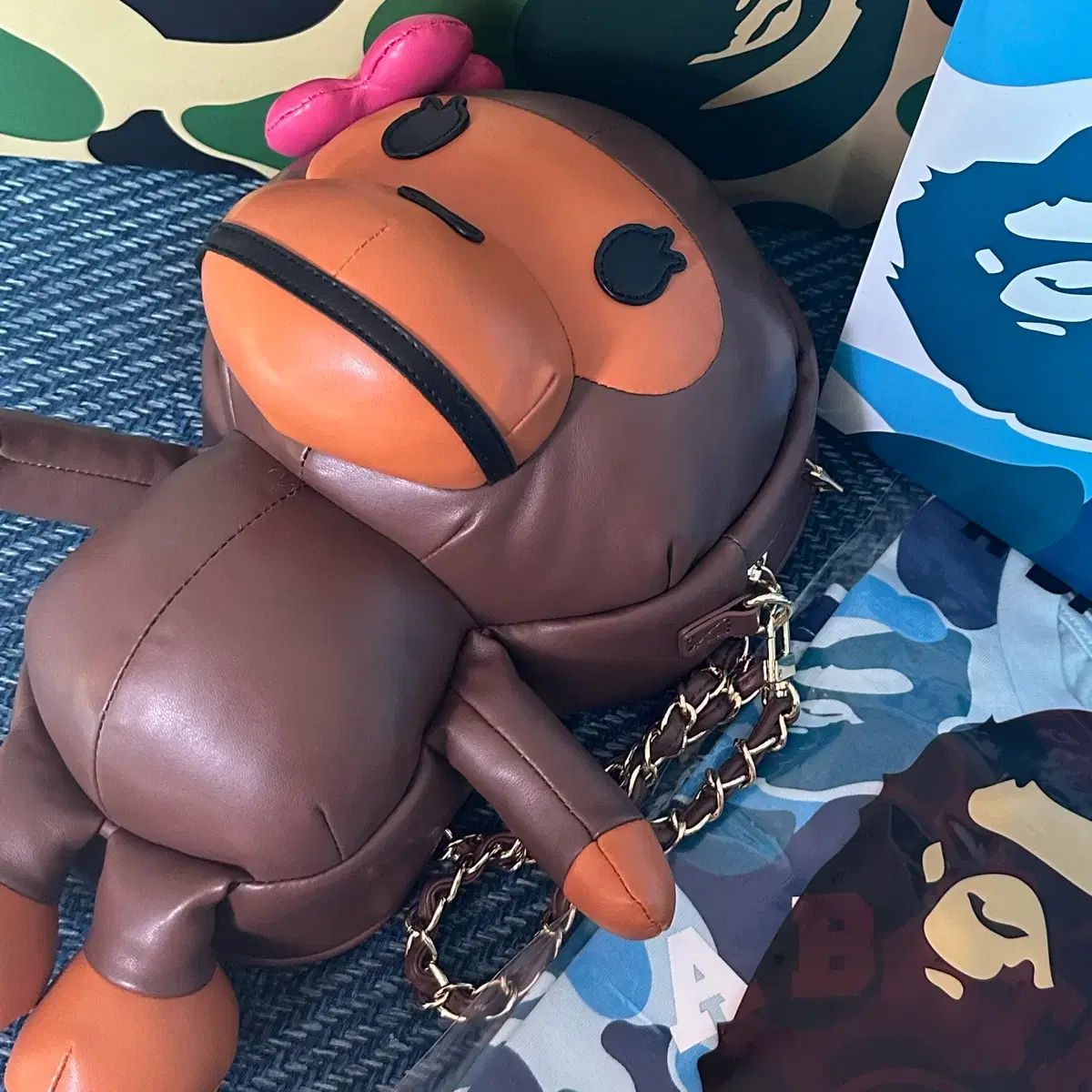 A BATHING APE(アベイシングエイプ) ベイビー リサ PLUSH ドール
