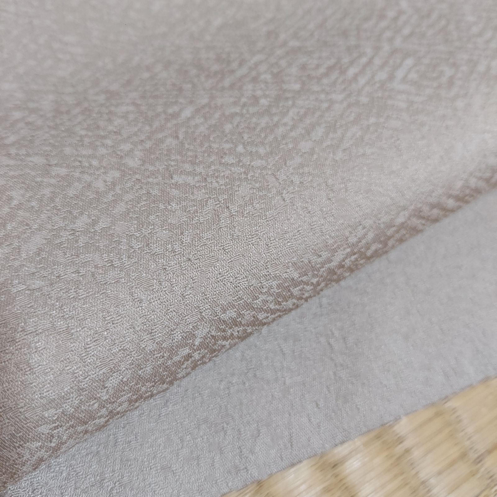 ポリエス in.style◆ ◆色無地着物◆袷◆広衿◆一つ紋◆熊谷好博子◆さんび◆洗える着物◆地紋有◆裄64.5 cm◆丈164 cm