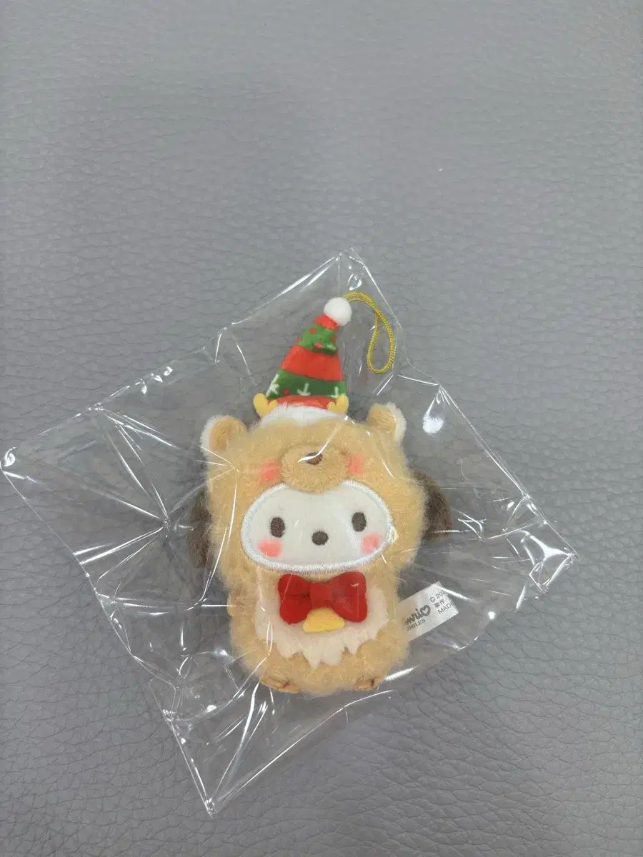 サンリオ ポチャッコ 2024 クリスマス キーホルダー - メルカリ