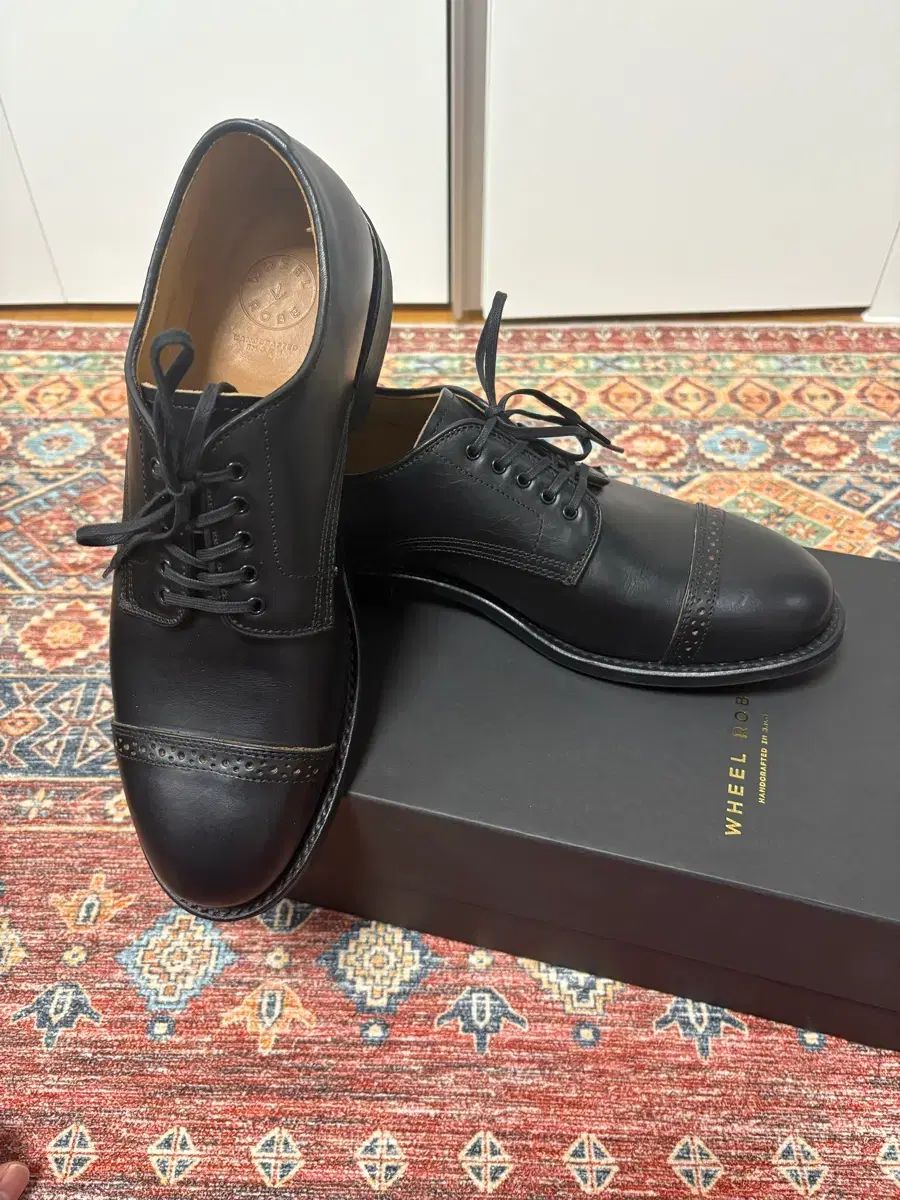 ホイールローブ PUNCHED