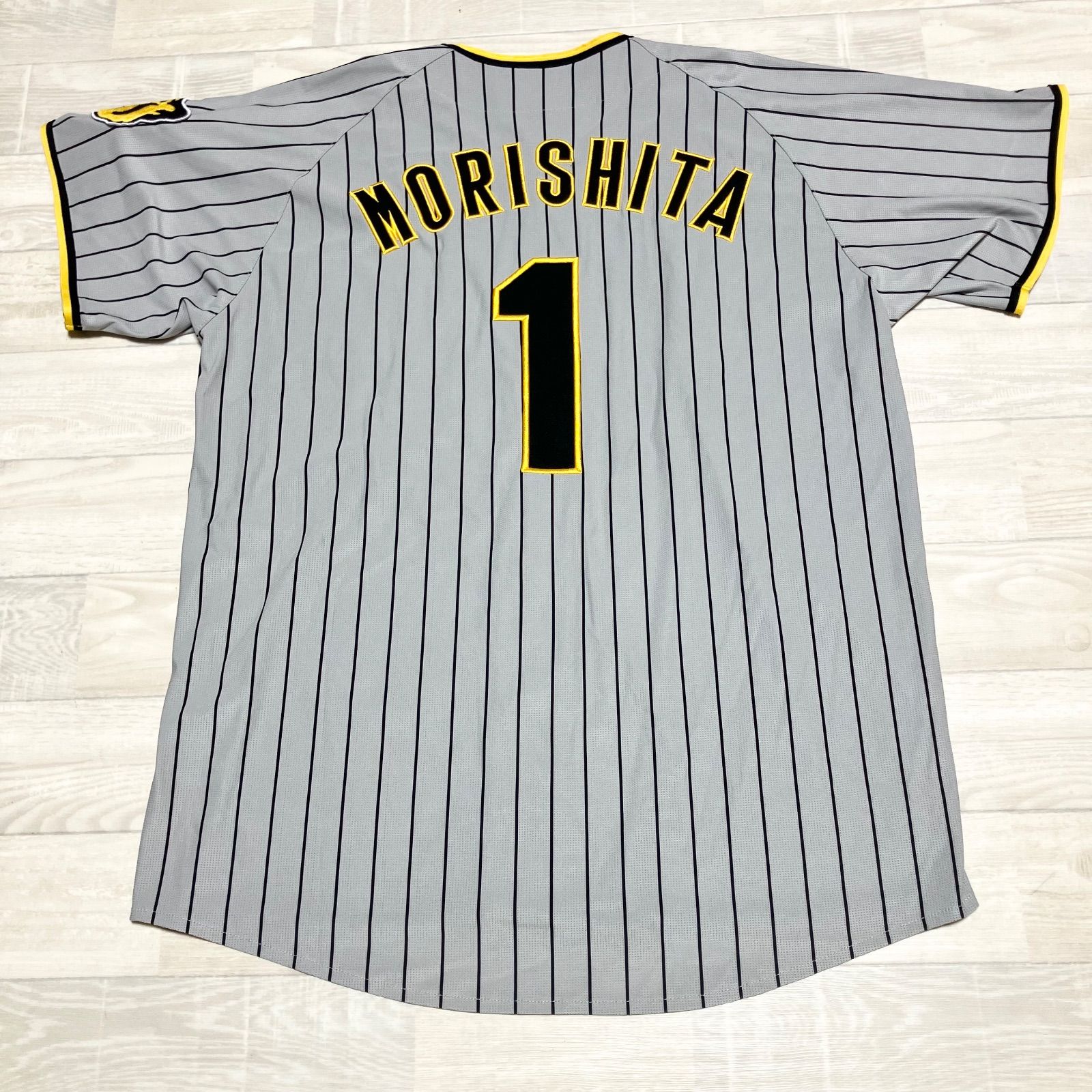 阪神タイガース 森下翔太 Oサイズ ビッグサイズ レプリカユニフォーム ビジター 背番号1 高品質 刺繍 ミズノ MIZUNO 水野