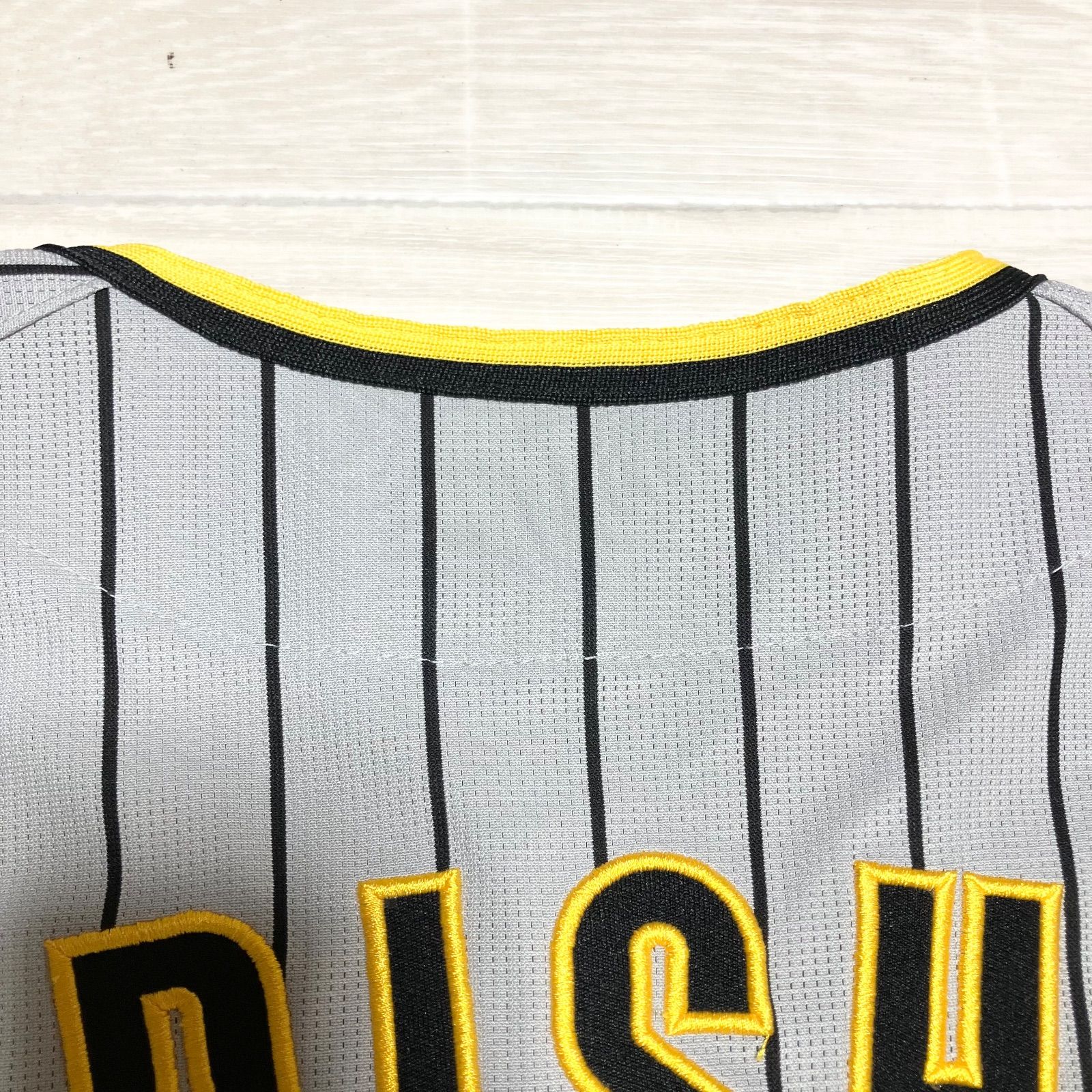 美品未使用、阪神タイガース　ユニフォーム　森下翔太　Oサイズ 阪神タイガース 森下翔太 Oサイズ ビッグサイズ レプリカユニフォーム