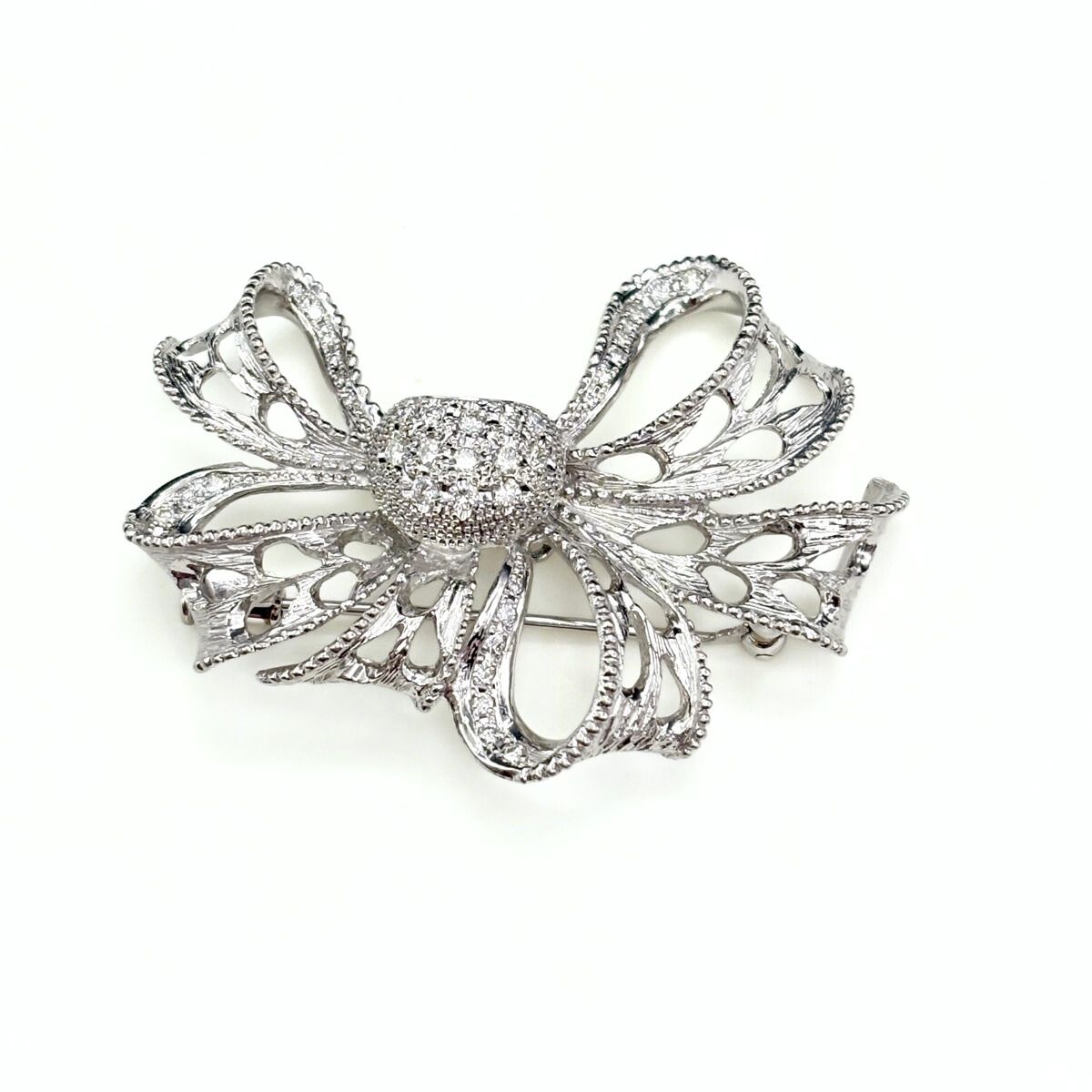 メレダイヤ デザインブローチ プラチナ ブローチ Pt 900 ダイヤモンド レディース