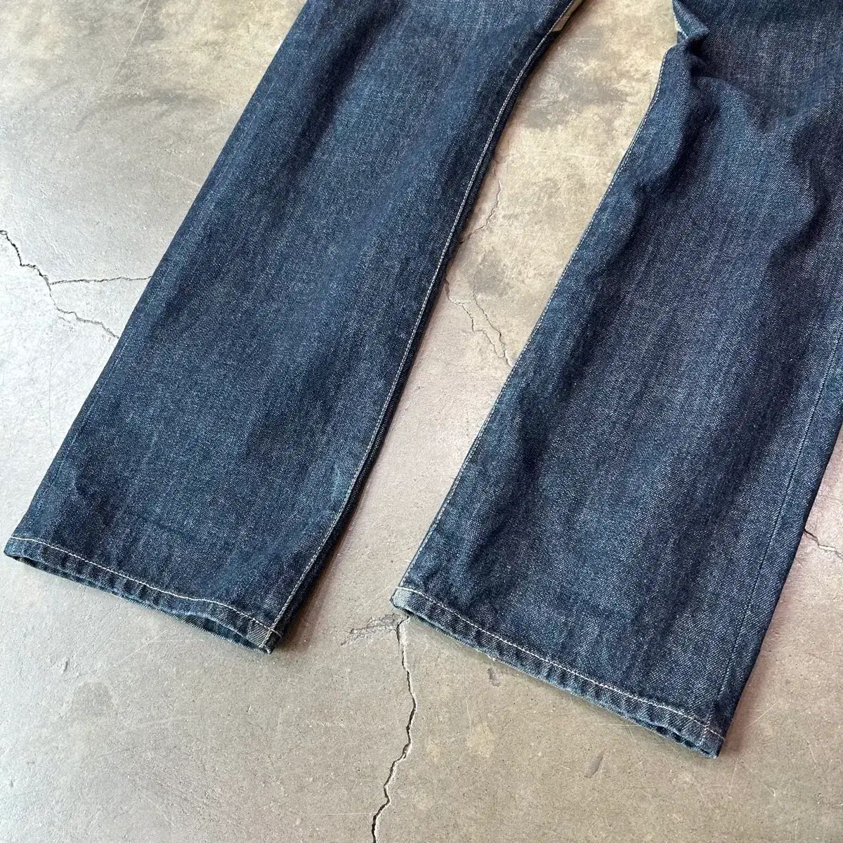  quench ディテール デニム パンツ その他 デニム ジーンズ