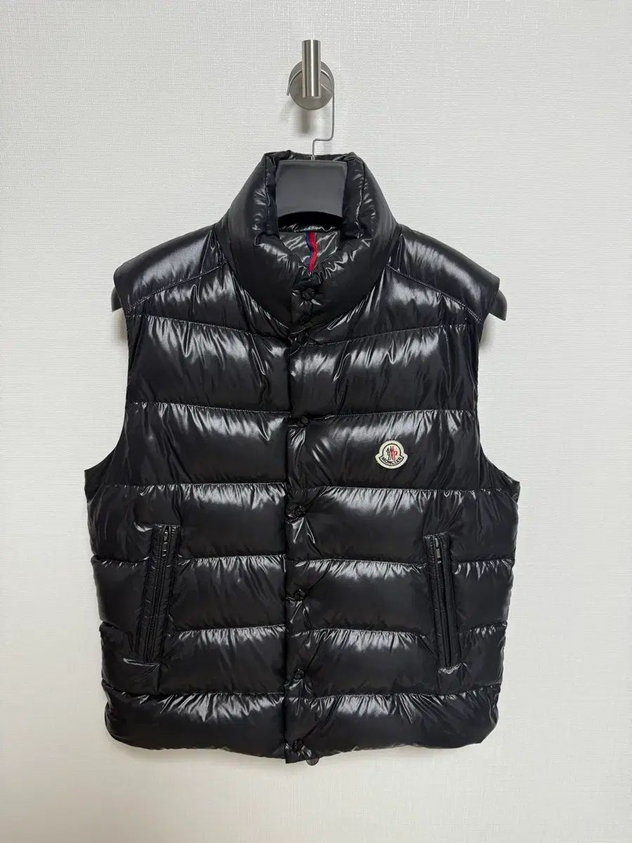 モンクレール Tシャツ ベストダウン ブラック サイズ 2