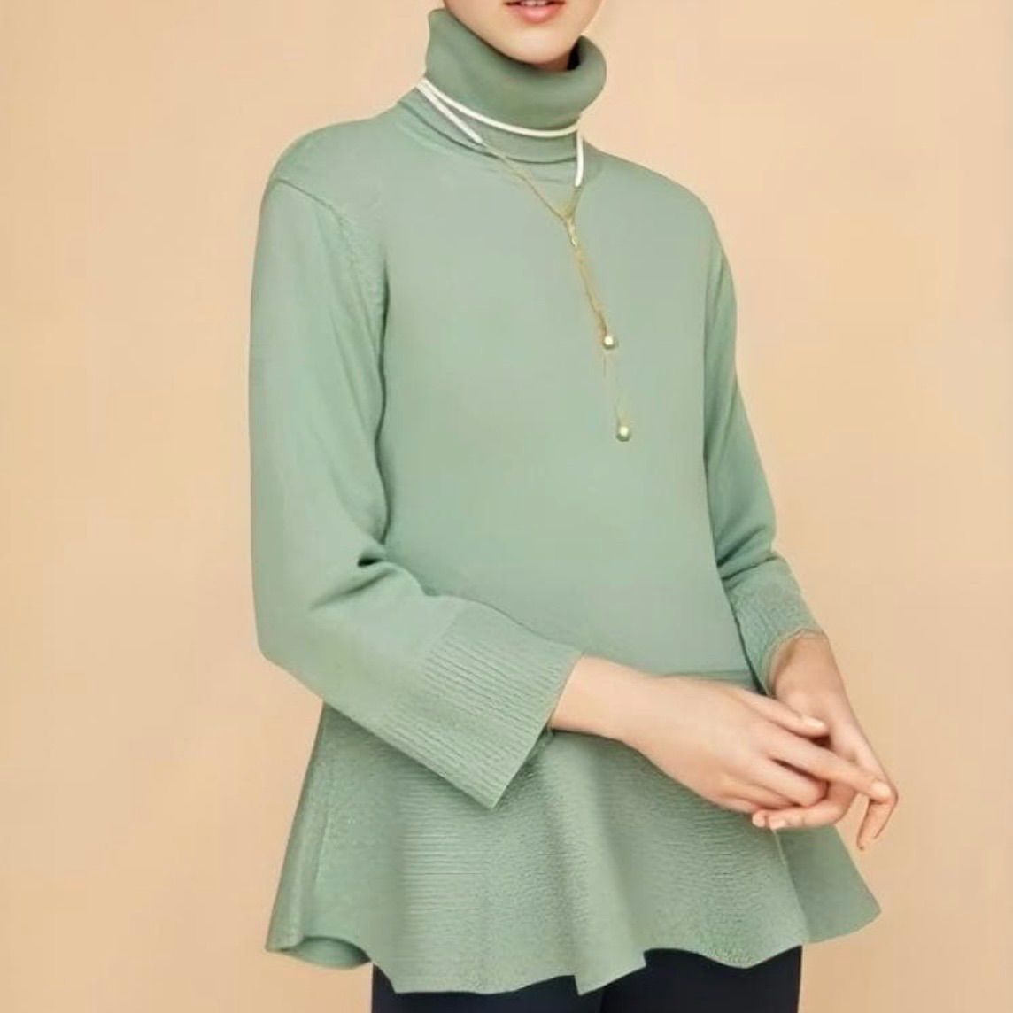 美品 FOXEY フォクシー ニットトップ ペプラムフレア ウール カシミヤ