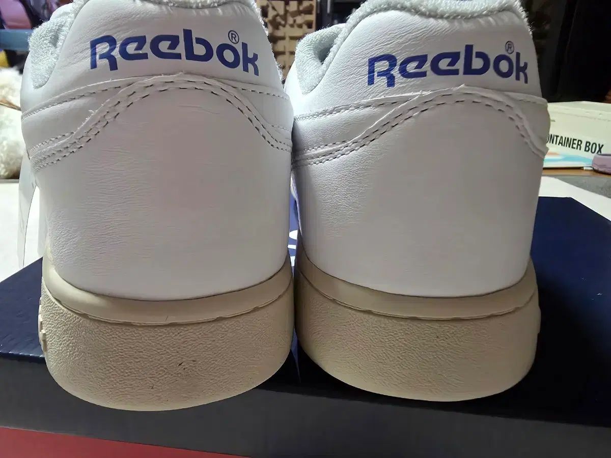  リーボック Reebok スニーカー 白 290 オーバーサイズ スニーカー 靴