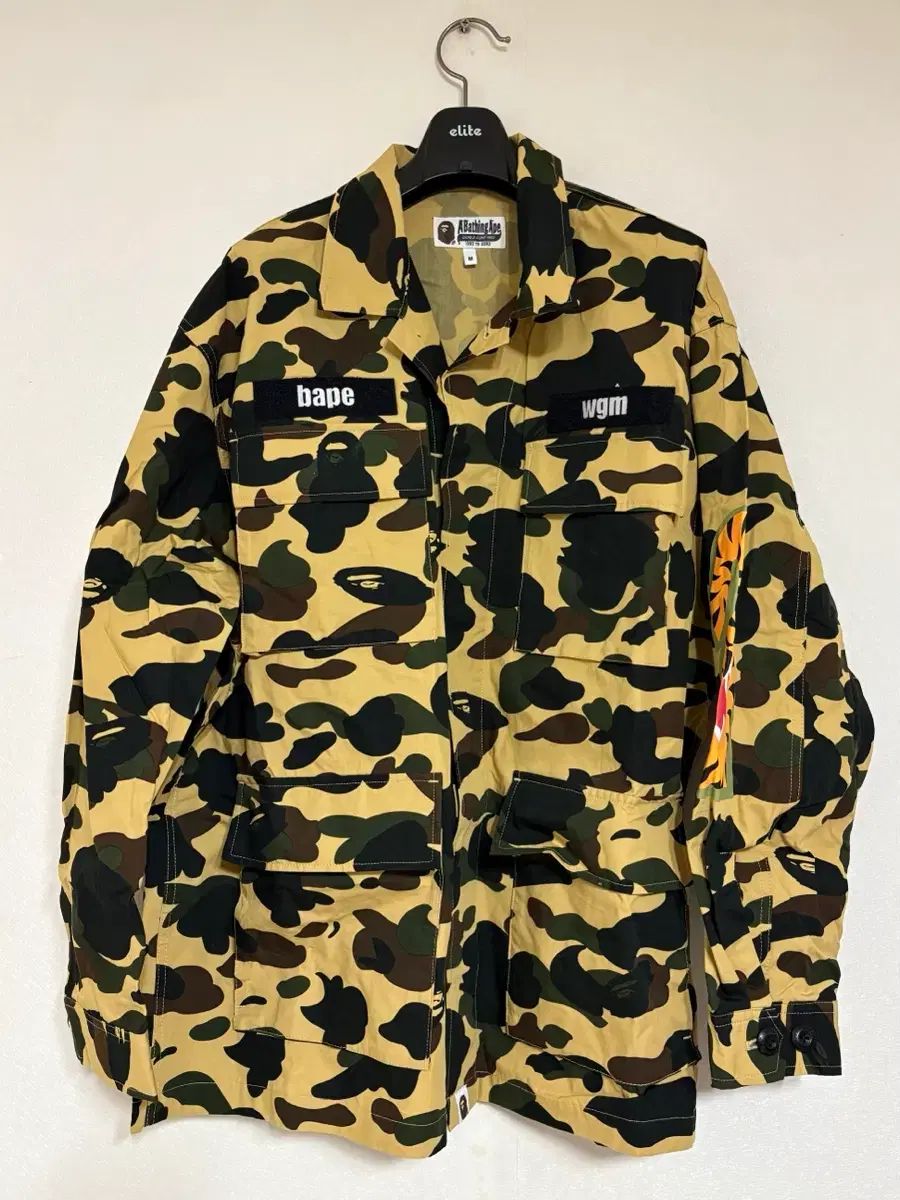 A BATHING APE アベイシングエイプ カモフラ コーチジャケット シャツ M