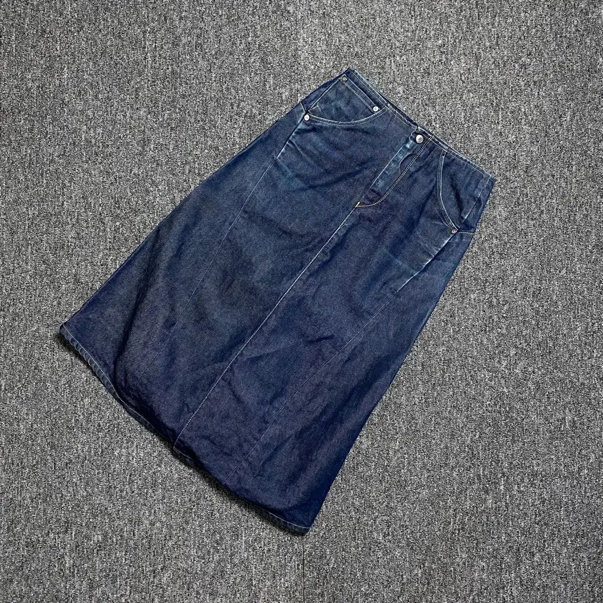 リーバイス エンジニアード ロングスカート