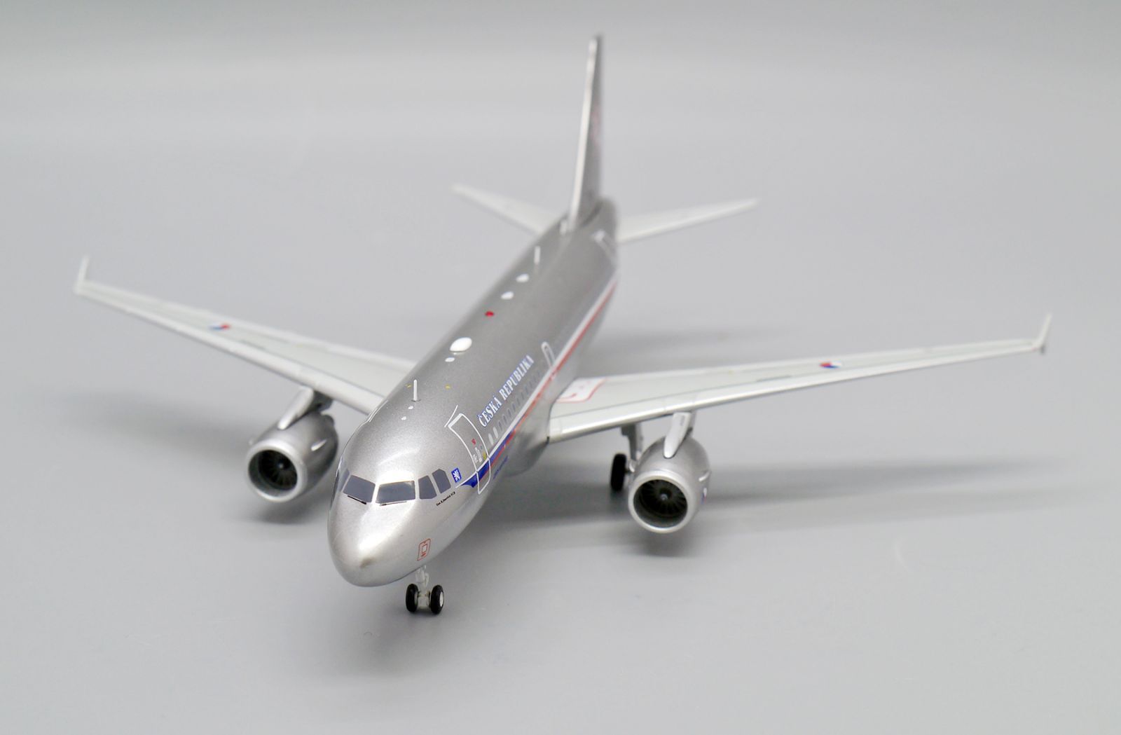  Jcwings チェコ空軍 A 319 CJ 2801 1 200 LH 2251 航空機 ヘリコプター 模型 プラモデル