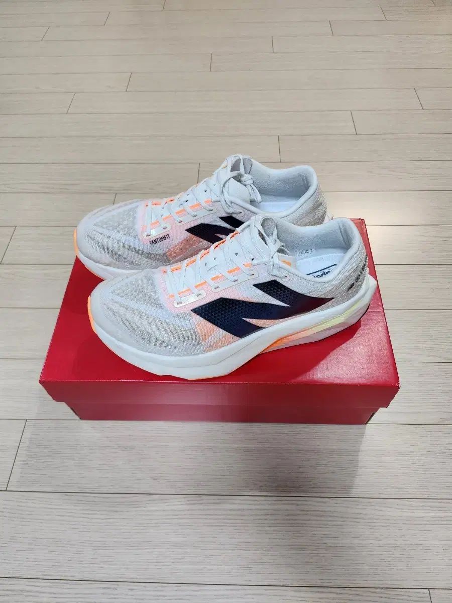 ニュー ンス フューエルセル SC エリート v 4 サンライズ ワイド 2 E 285