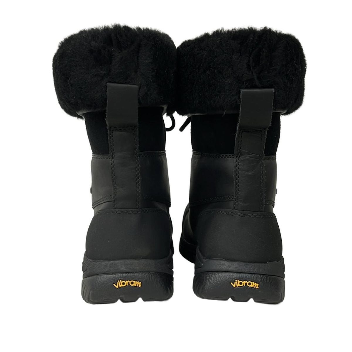 ショートブーツ