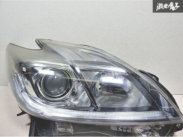 ZVW30 プリウス G 後期 純正 ヘッドライト 状態未確認 TOYOTA トヨタ 純正 ZVW30 プリウス 後期 HID キセノン ヘッドライト