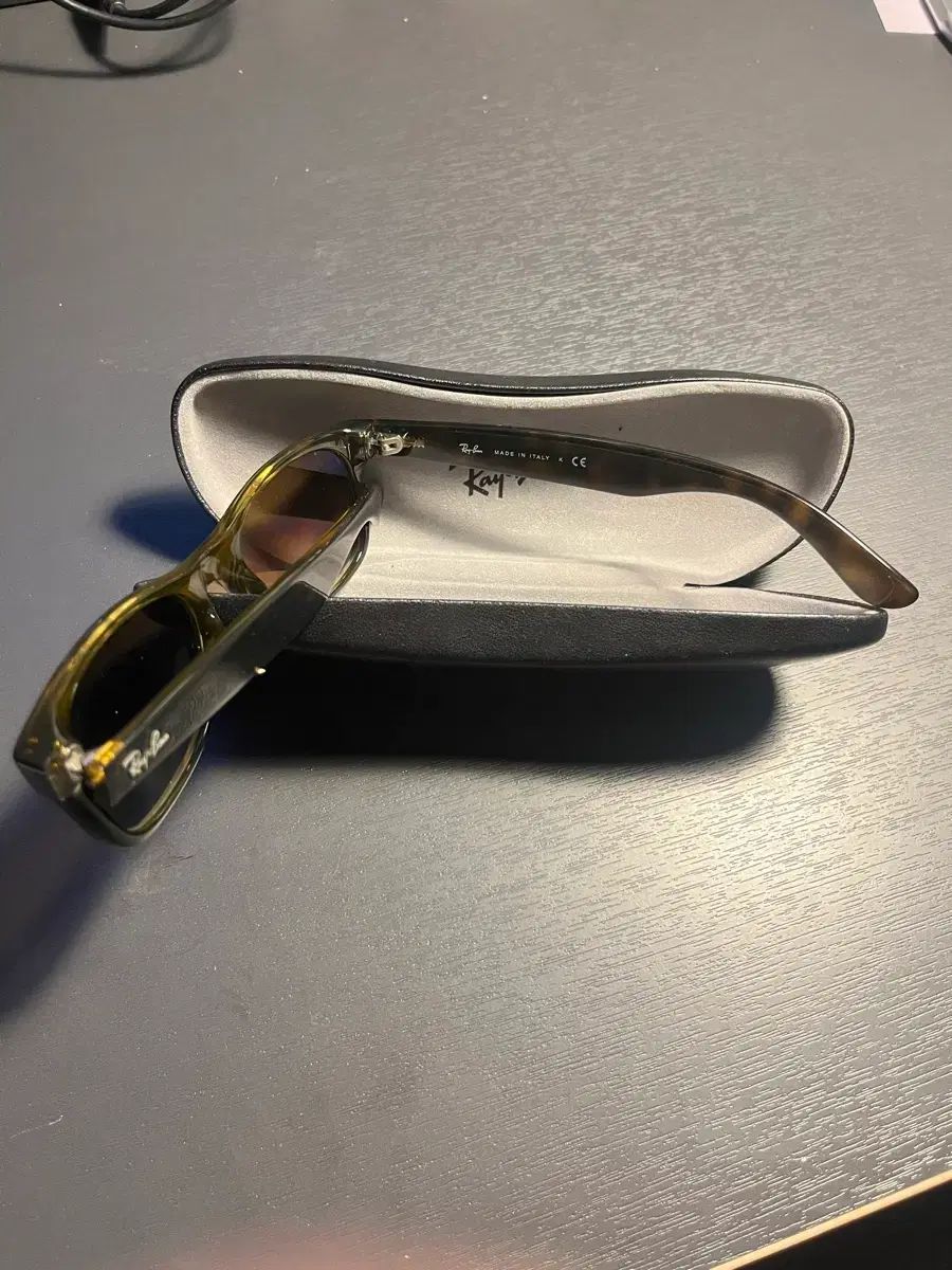 レイバン RB 2132 ニューウェイフェラー サングラス