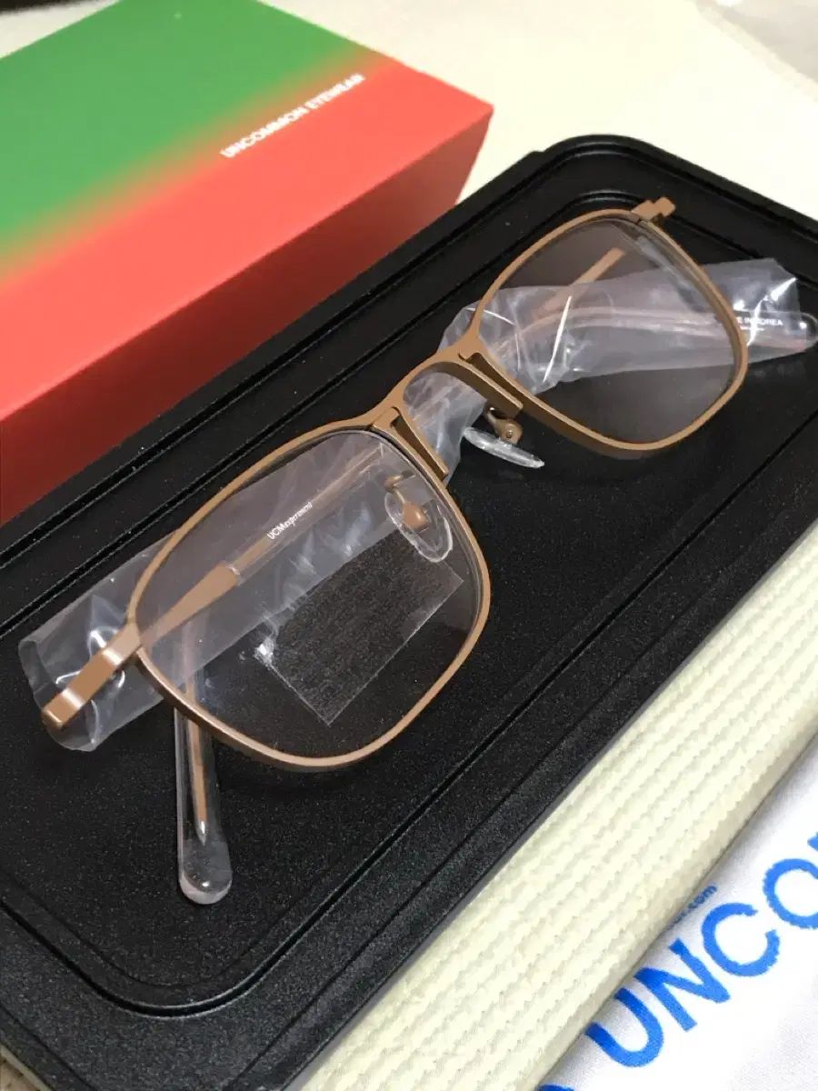 アンコモン アイウェア XP 03 | ブラウン