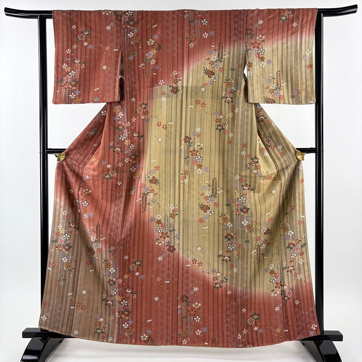 訪問着 身丈161.5 cm 裄丈62.5 S 袷 桜 縞 金彩 ぼかし 赤茶 正絹 秀品