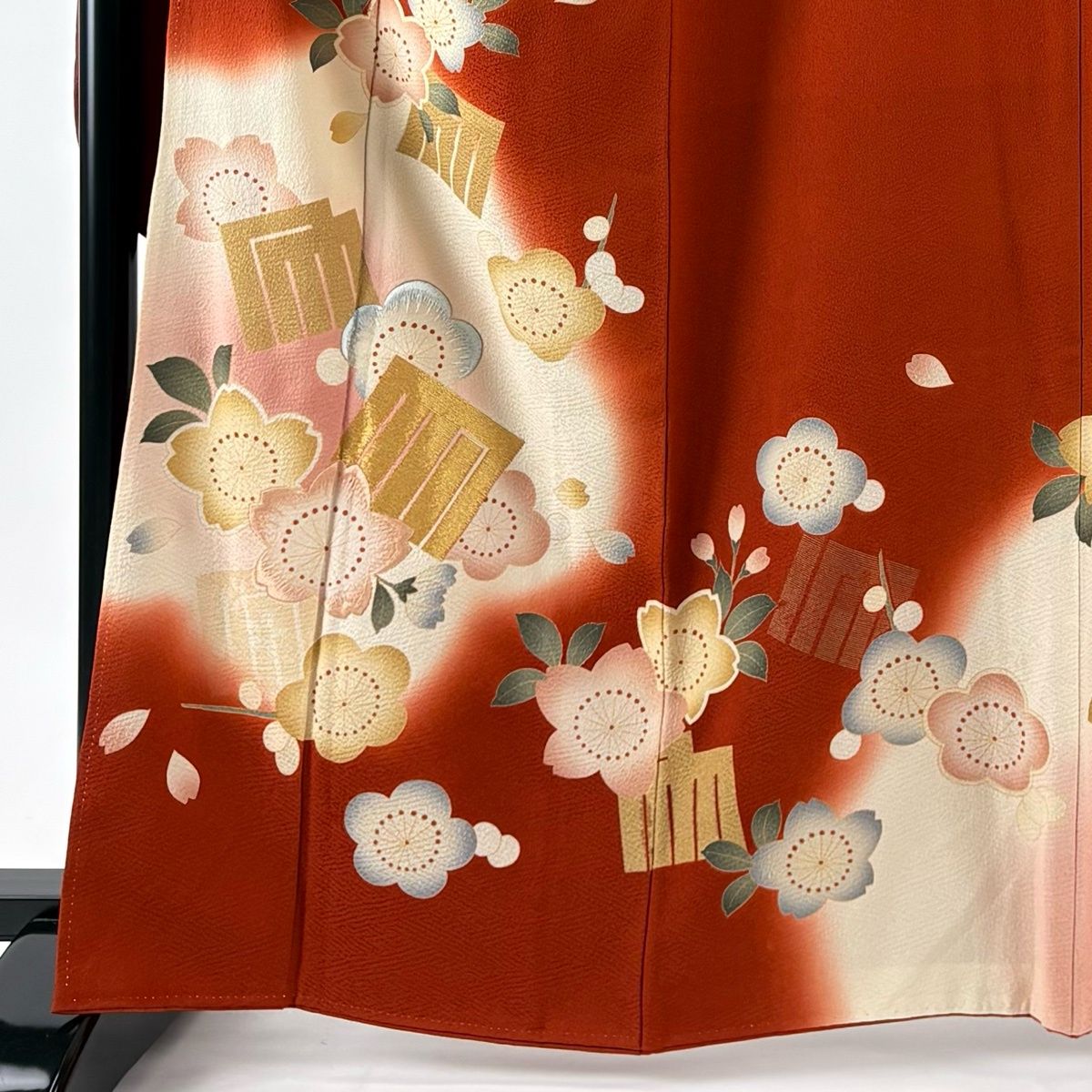 振袖 身丈164 cm 裄丈69 L 袷 桜 源氏香 刺繍 金糸 茜色 正絹 秀品