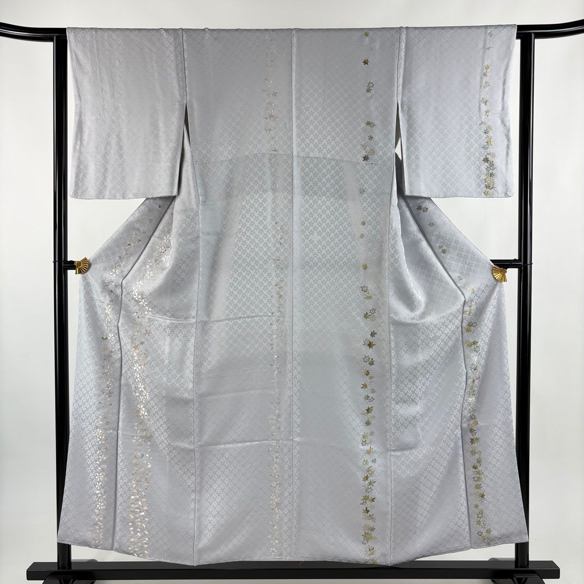 小紋 身丈152 5 cm 裄丈62 S 袷 山口美術織物 鈴乃屋 落款 桜 楓 刺繍 金銀糸 薄紫 正絹