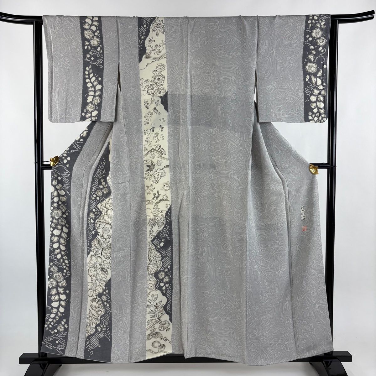 付下げ 身丈154.5 cm 裄丈64 M 袷 大脇一心 落款あり 蝶 辻が花 灰色 正絹
