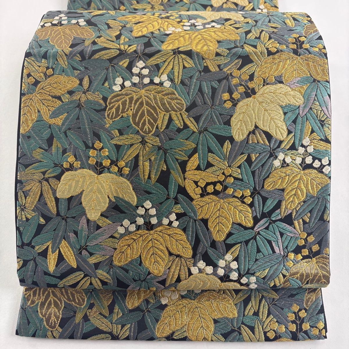 袋帯 名品 端繍桐寿文 刺繍 金糸 黒 六通 正絹