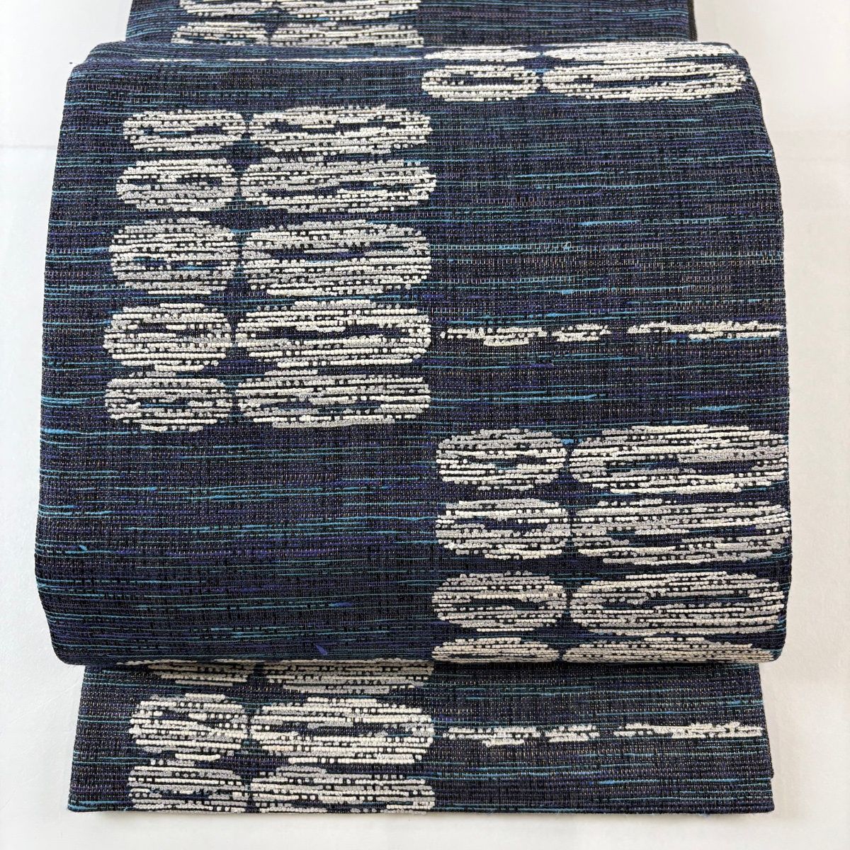 袋帯 名品 やまと 幾何学 縞 金通し 紺色 六通 正絹