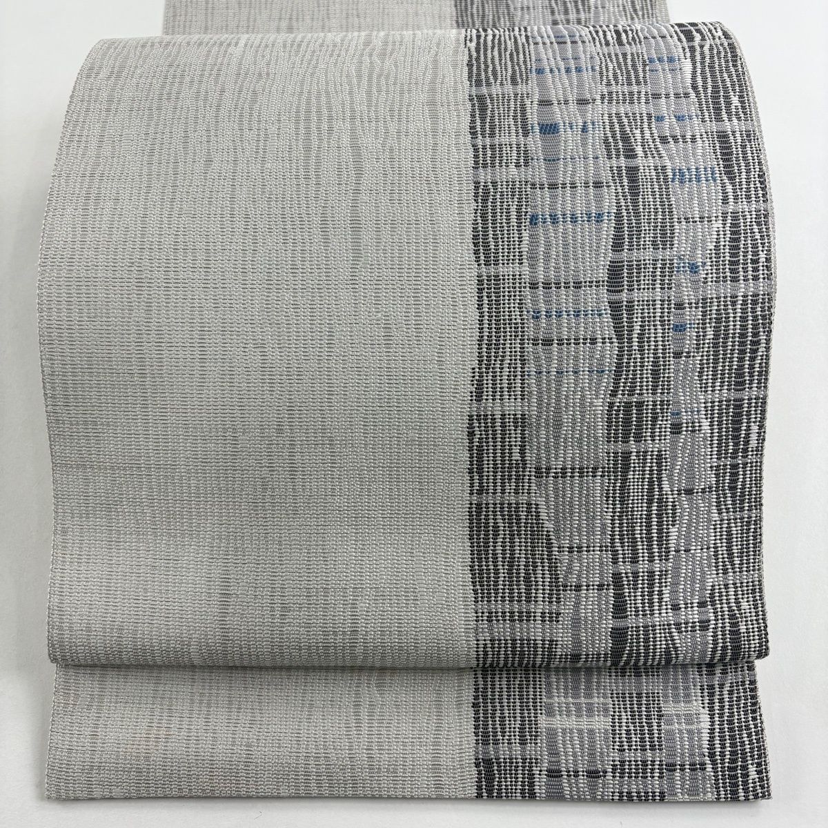 袋帯 名品 幾何学 灰色 お太鼓柄 正絹