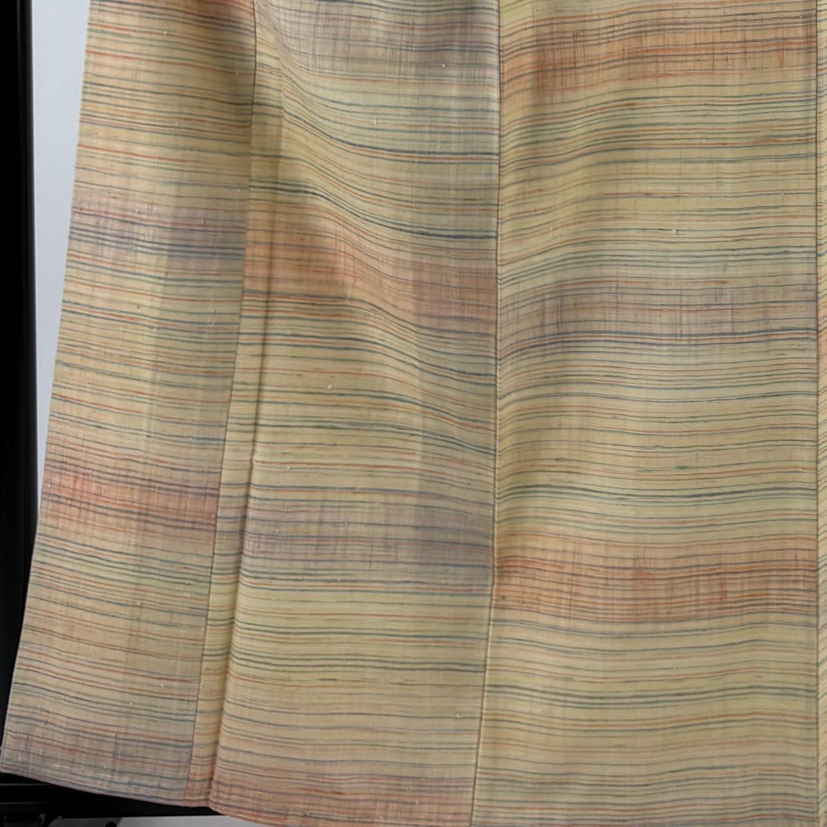 紬 身丈161 cm 裄丈66 M 袷 縞 薄黄 正絹 名品